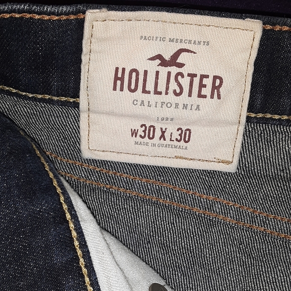 Cute Hollister Jeans - Picture 2 of 6